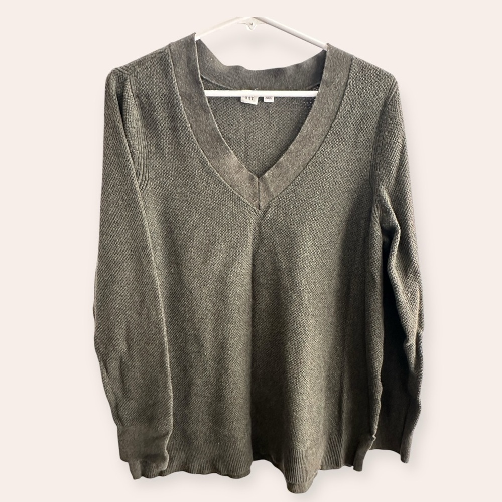 GAP XL Sweater - Gently Used, Excellent Quality
